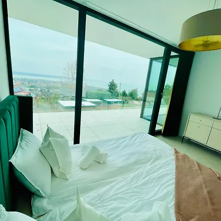 Kisfaludy Villa Balatonalmádi