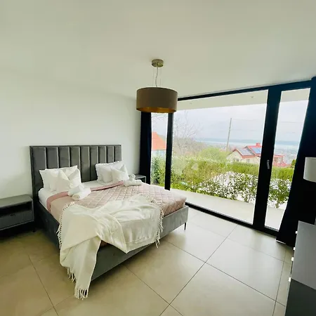 Villa Kisfaludy Balatonalmádi